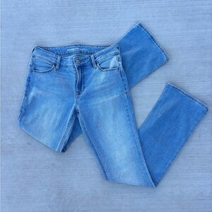 Old navy mid rise wow boot cut light wash jeans